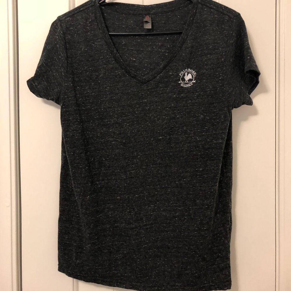 Primrose tee